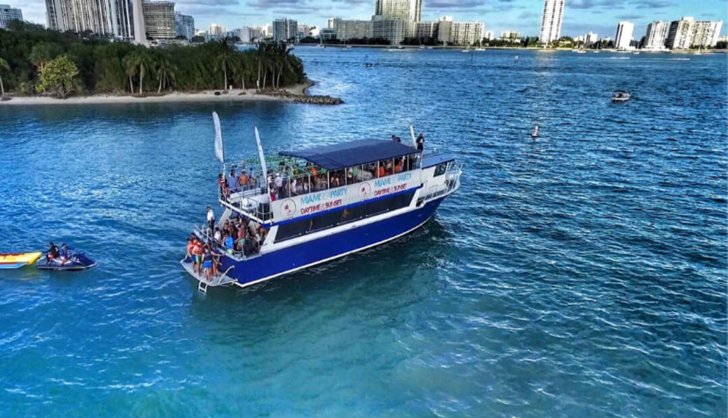 Miami Evening Sightseeing Cruise - 1 Hour 20 Minutes