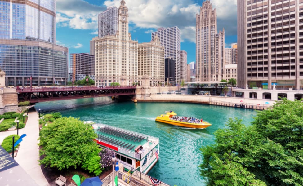 Chicago River And Lake Speedboat Tour, 75 Mins