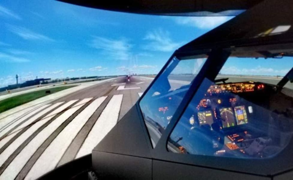 F/18 Fighter Jet Simulator 30 Minutes