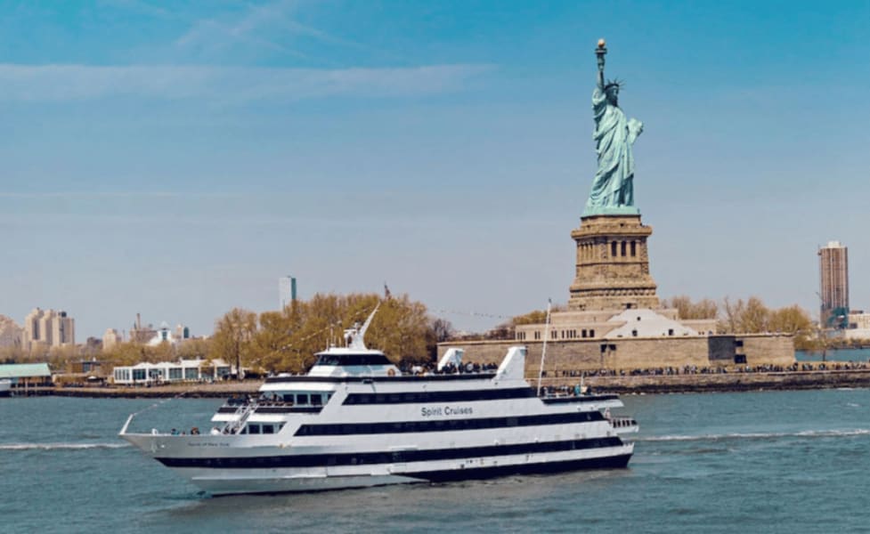 Signature Brunch Cruise, New York - 2 Hours