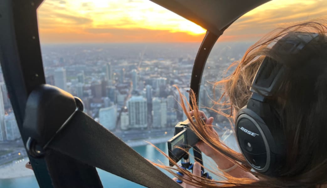 Private Helicopter Tour Chicago Downtown - 10 Minutes