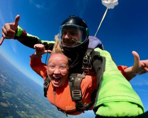 Skydive Canton - 10,000ft Jump