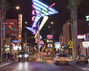 Las Vegas Foodie Walking Tour, Downtown Lip Smacking Tour - 2.5 Hours