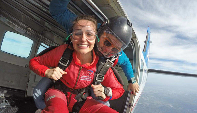 Skydiving Houston, Rosharon - 14,000ft Weekday Jump