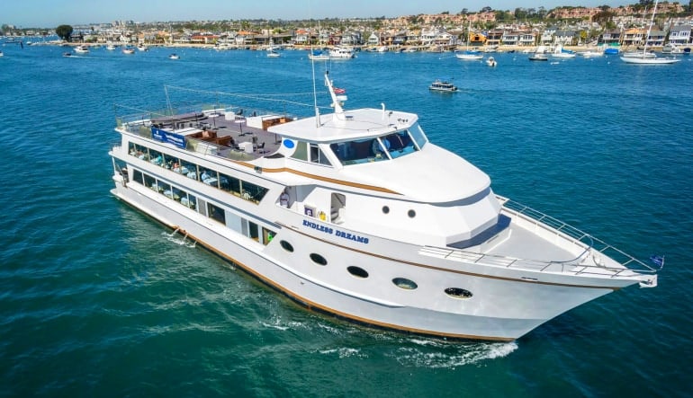 yacht dinner cruise newport beach