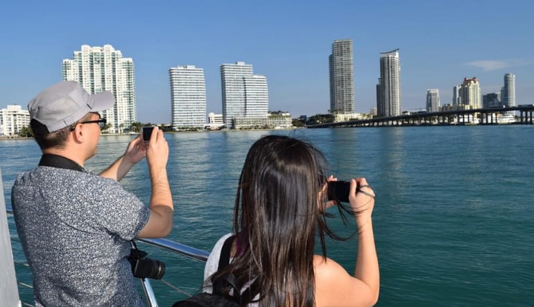 Miami Evening Sightseeing Cruise - 1 Hour 20 Minutes