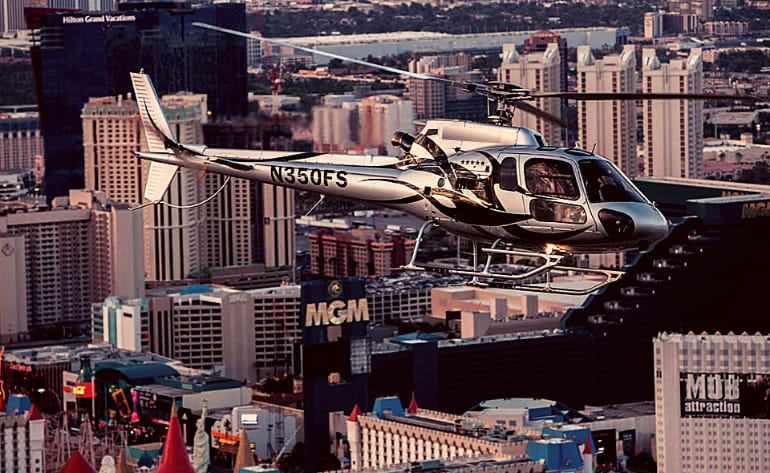 Las Vegas Helicopter Tour City Lights Flight VIP strip ride