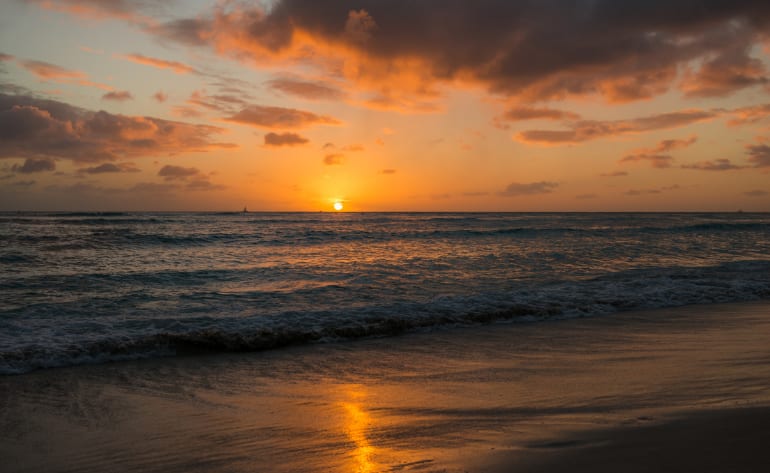 Private Sunset Cruise North Shore of Oahu - 2 hours