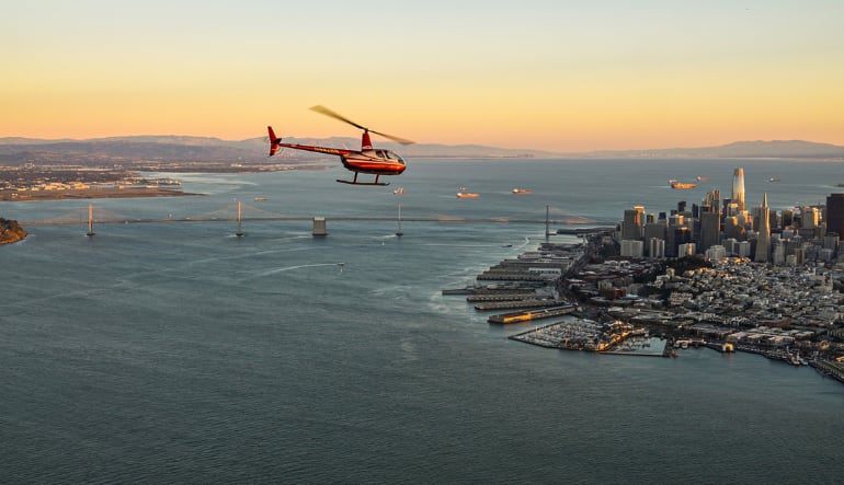 San Francisco Helicopter Tour - 25 to 30 Minutes (FISHERMANS WHARF SHUTTLE SERVICE INCLUDED!)