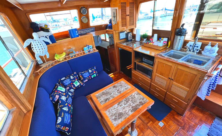 Private Power Yacht Charter, San Francisco (up to 6 People!)