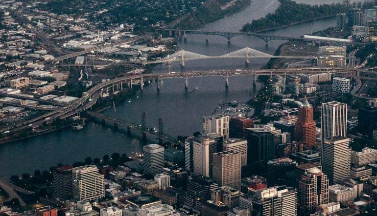 Scenic Plane Tour Downtown Portland - 45 Minutes (Three People Fly for the Price of One!)