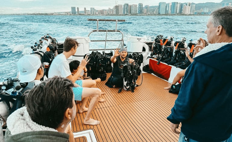 Private Snorkeling Boat Charter, Waikiki (Up to 30 Guests!) - 2 Hours