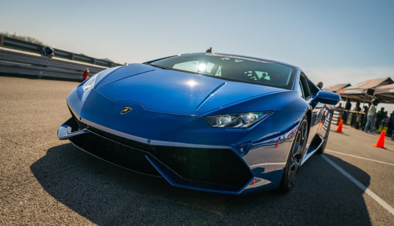 putnam park road course lamborghini