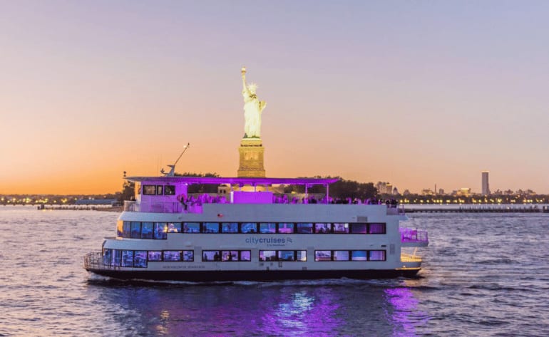 Happy Hour Cruise, New York - 2 Hours