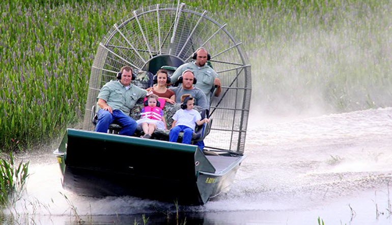Everglades Package including 1hr Airboat Tour  - Orlando