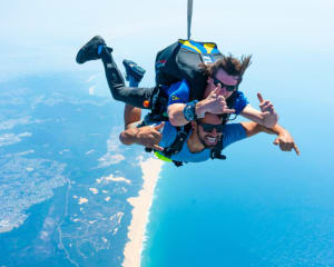 Tandem Skydive up to 15,000ft - Newcastle Beach