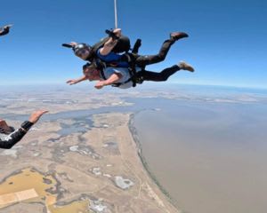 Tandem Skydive 7500ft - Langhorne Creek, SA