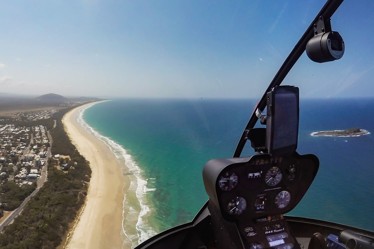 sunshine coast helicopter tour