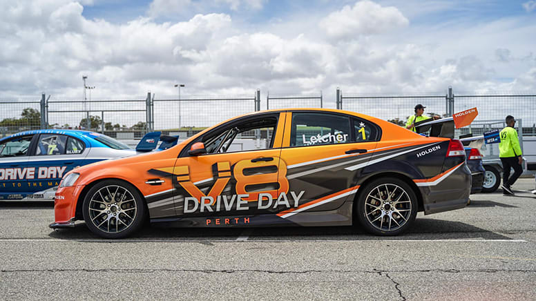 V8 Race Car Ride, 5 Front Seat Passenger Laps - Perth