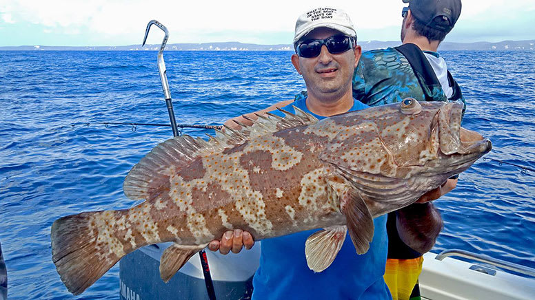 Noosa Offshore Fishing Charter - 9 Hours