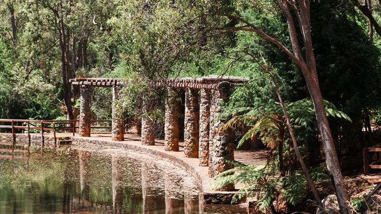 Araluen Botanic Park Hiking Tour, 2 Hours - Perth