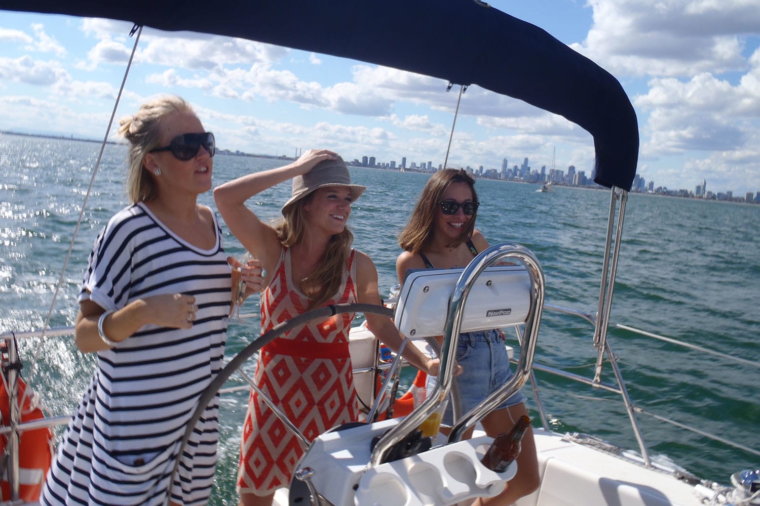 Learn to Sail a Yacht, 1.5 Hours - Safety Beach, Mornington Peninsula