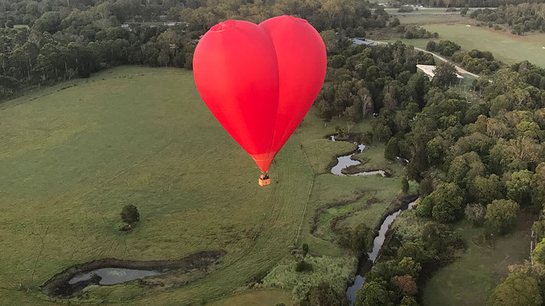 Sunrise Hot Air Balloon Flight & Breakfast at The Farm, Weekday Flexi - Byron Bay