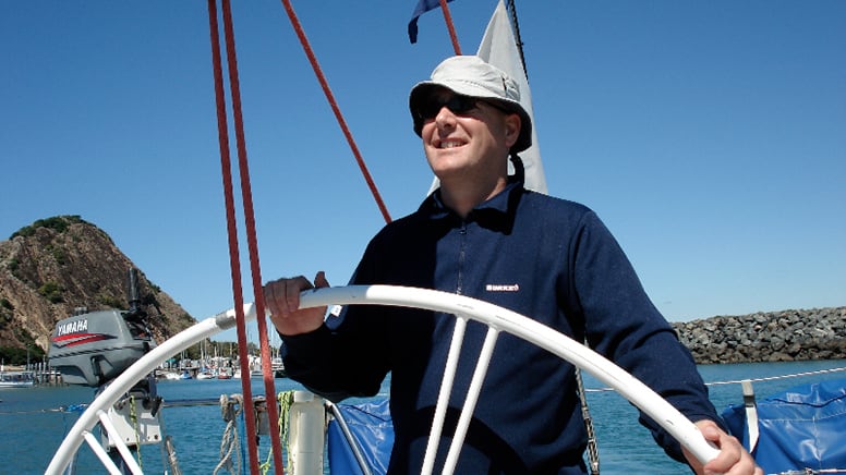 learn to sail catamaran brisbane