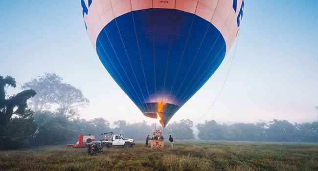 Hot air ballooning, the Gold Coast Hot air ballooning, the Gold Coast