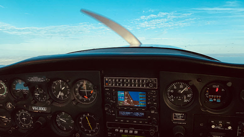 Light Aircraft Flying Lesson, 30 Minutes - Melbourne