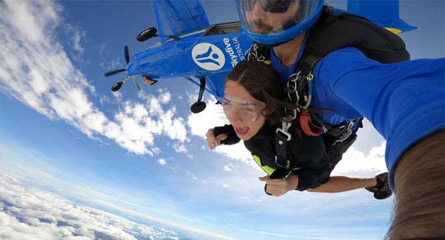 Tandem Skydive over Airlie Beach Tandem Skydive over Airlie Beach