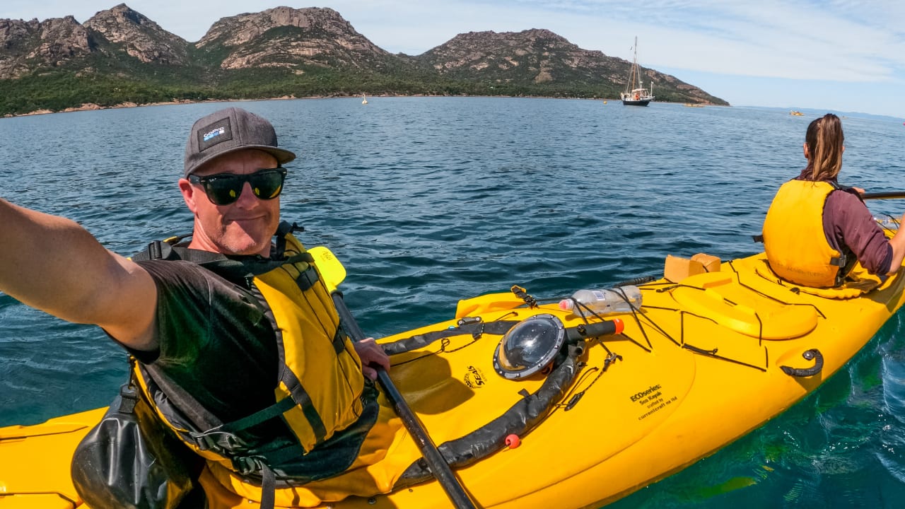 Dolphin Sanctuary & Ship Wreck Kayak