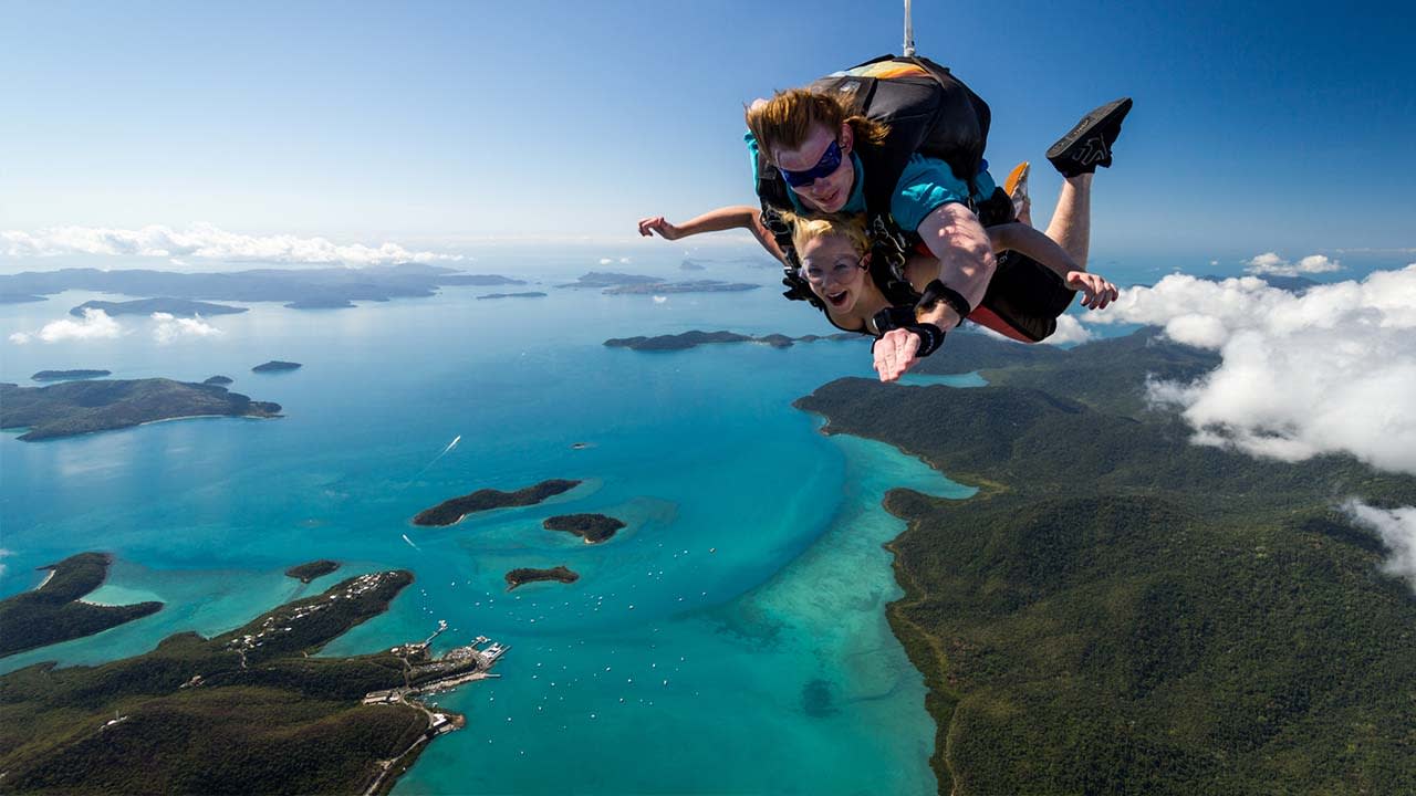 Skydiving Skydiving