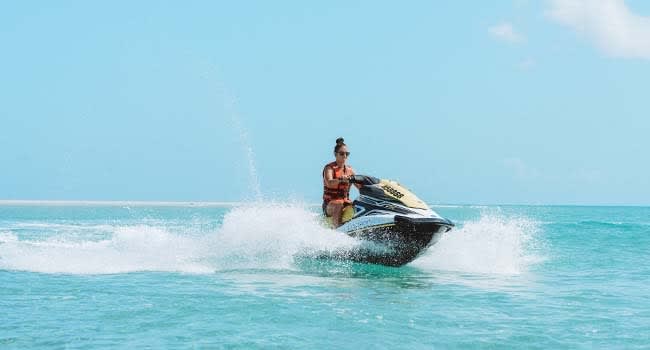 Jet ski