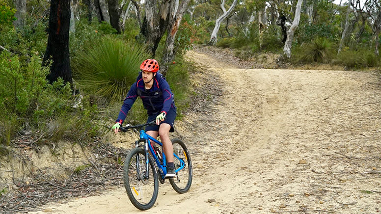 Hanging Rock Self Guided Mountain Bike Hire - Blue Mountains