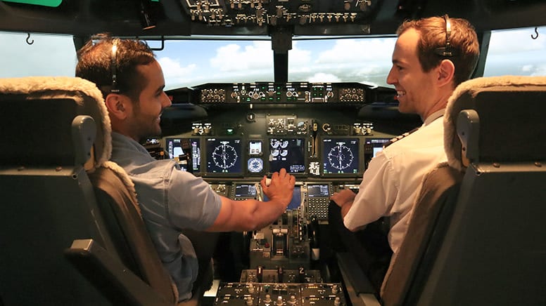 Boeing 737 Flight Simulator, 45 Minutes - Melbourne CBD