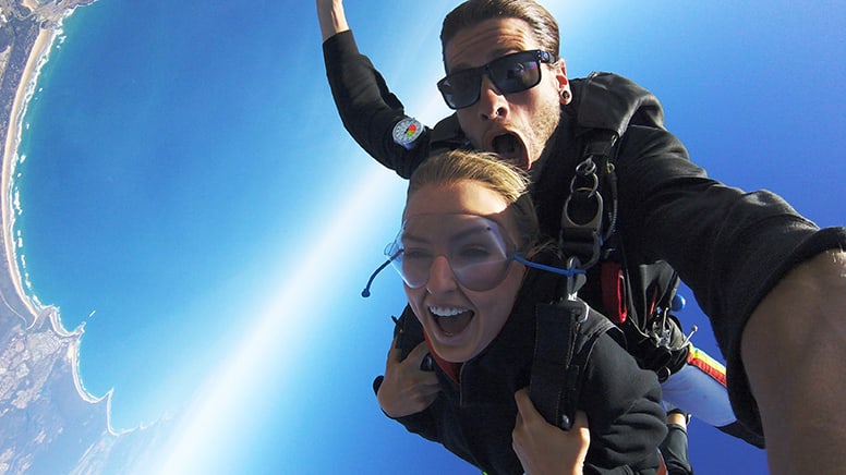 Skydiving Coffs Harbour - Tandem Skydive, 15,000ft