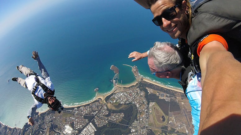 Skydiving Coffs Harbour - Tandem Skydive 8,000ft