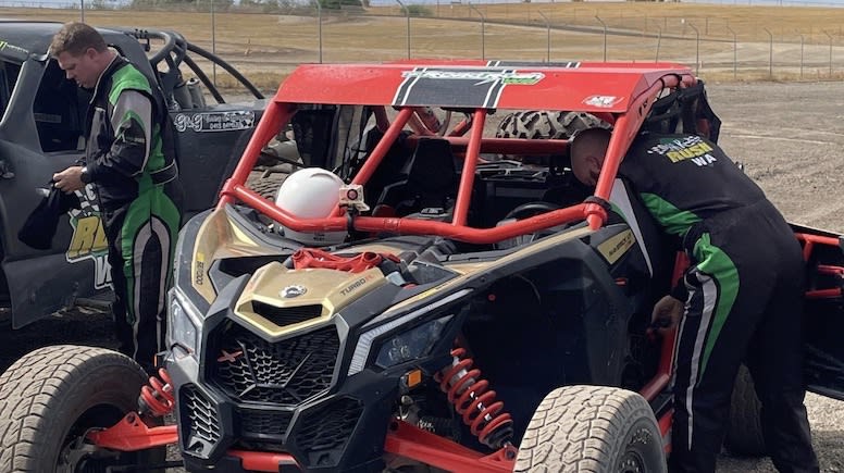 Can-Am Maverick X3, 8 Lap Drive & 1 Hot Lap - Perth