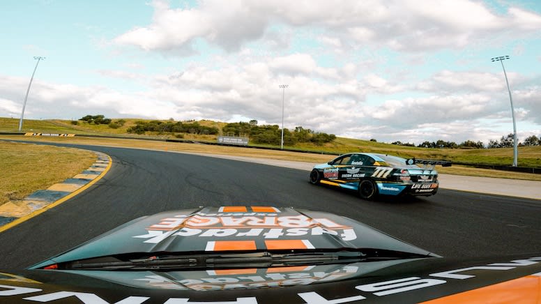 2 V8 Race Car Passenger Laps - Hidden Valley, Darwin