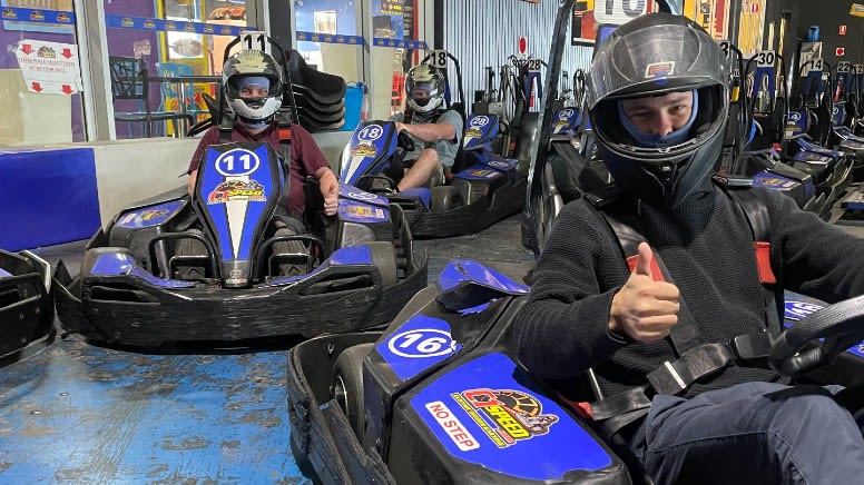 Indoor Adult Go Kart Racing 20 Laps South Coast Adrenaline 