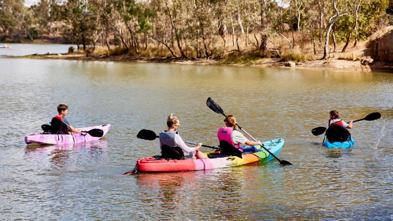 Self Guided Kayak Tour, 2 Hours - Williamstown, Barossa Valley - For 2