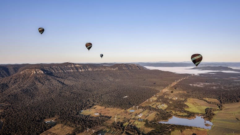 Hot Air Balloon Ride & Breakfast - Hunter Valley - Weekday Special