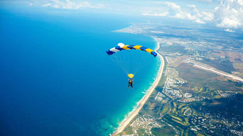 Tandem Skydive Up To 15,000ft, Weekday - Noosa