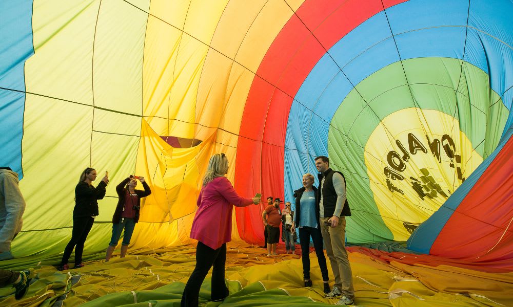 Sunrise Hot Air Balloon with Peterson House Breakfast - Weekend Flexi - Hunter Valley