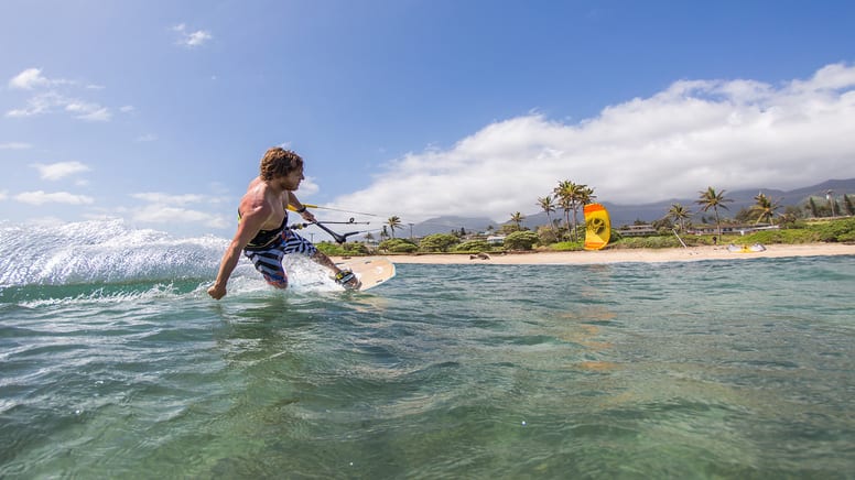 Kiteboarding Lessons - 2 x 3 Hour Lessons - Sunshine Coast