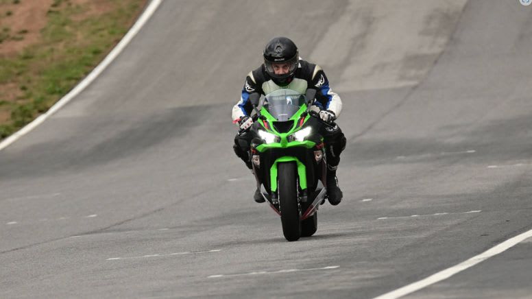 Motorcycle Track Day On Your Own Bike - Broadford Circuit, Melbourne