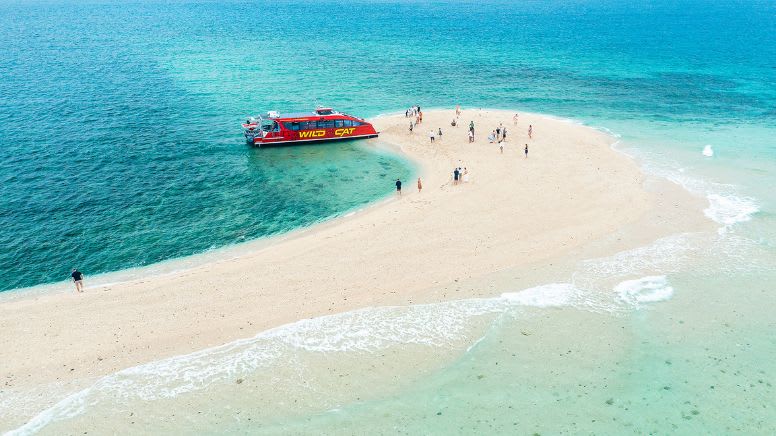 Great Barrier Reef Cruise with Lunch, Full Day - Mackay