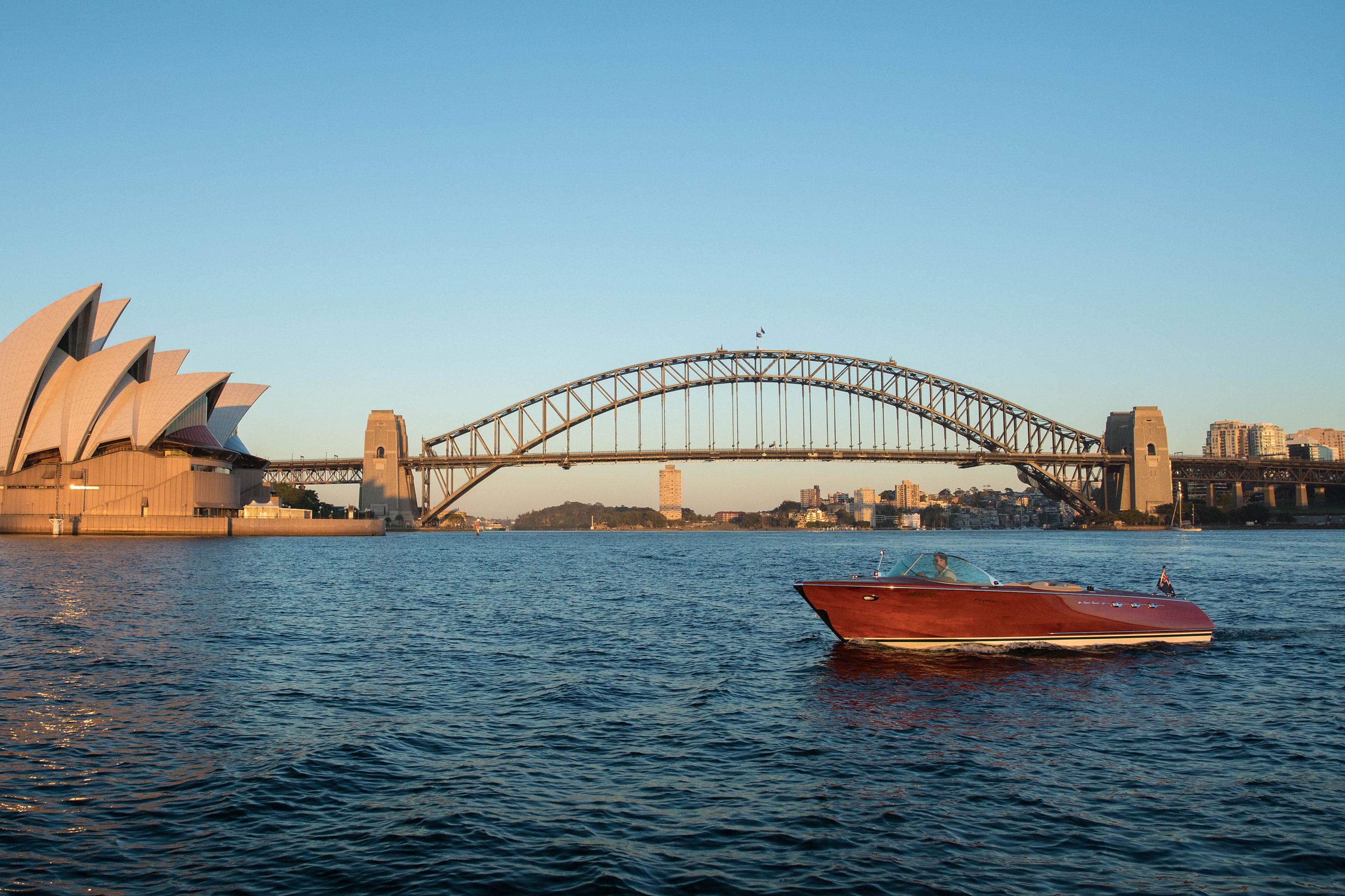Sydney Harbour Private Luxury Cruise, 2 Hours For 4 Adrenaline