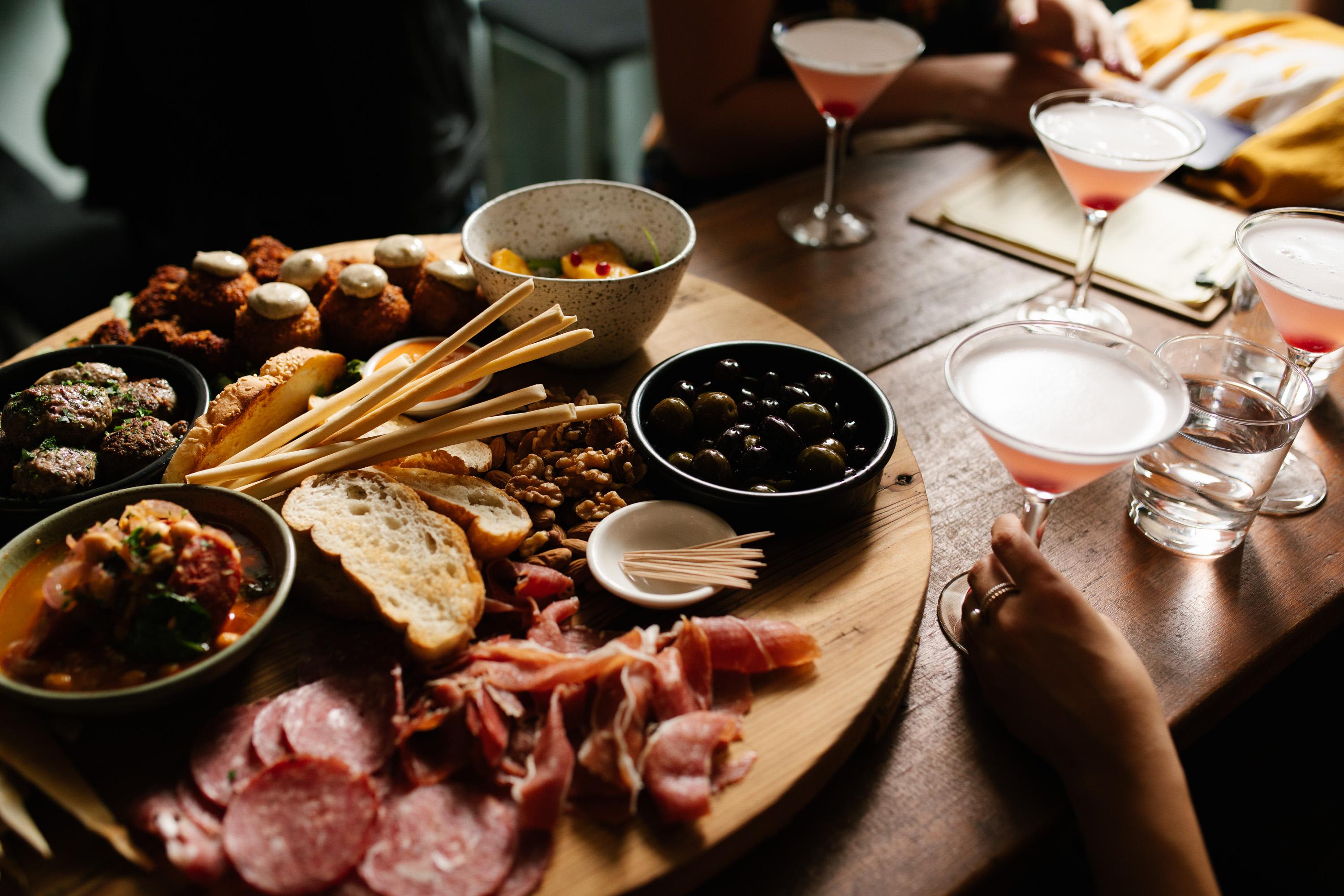 Adelaide Whisky Tour with Cocktails and Tastings 4 Hours Adrenaline